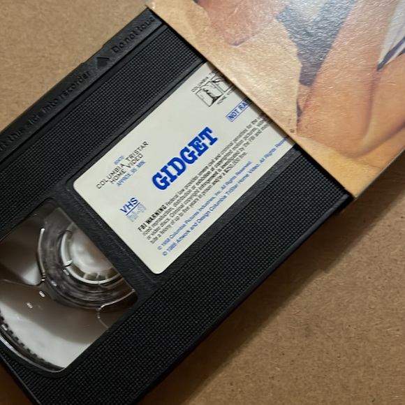 Gidget VHS Bundle - Picture 3 of 4
